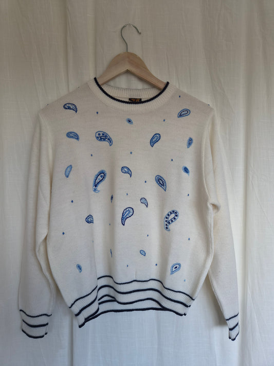 🌊 The Shape of the Tide - vintage knitted thin sweater with blue embroidered paisley print - size M
