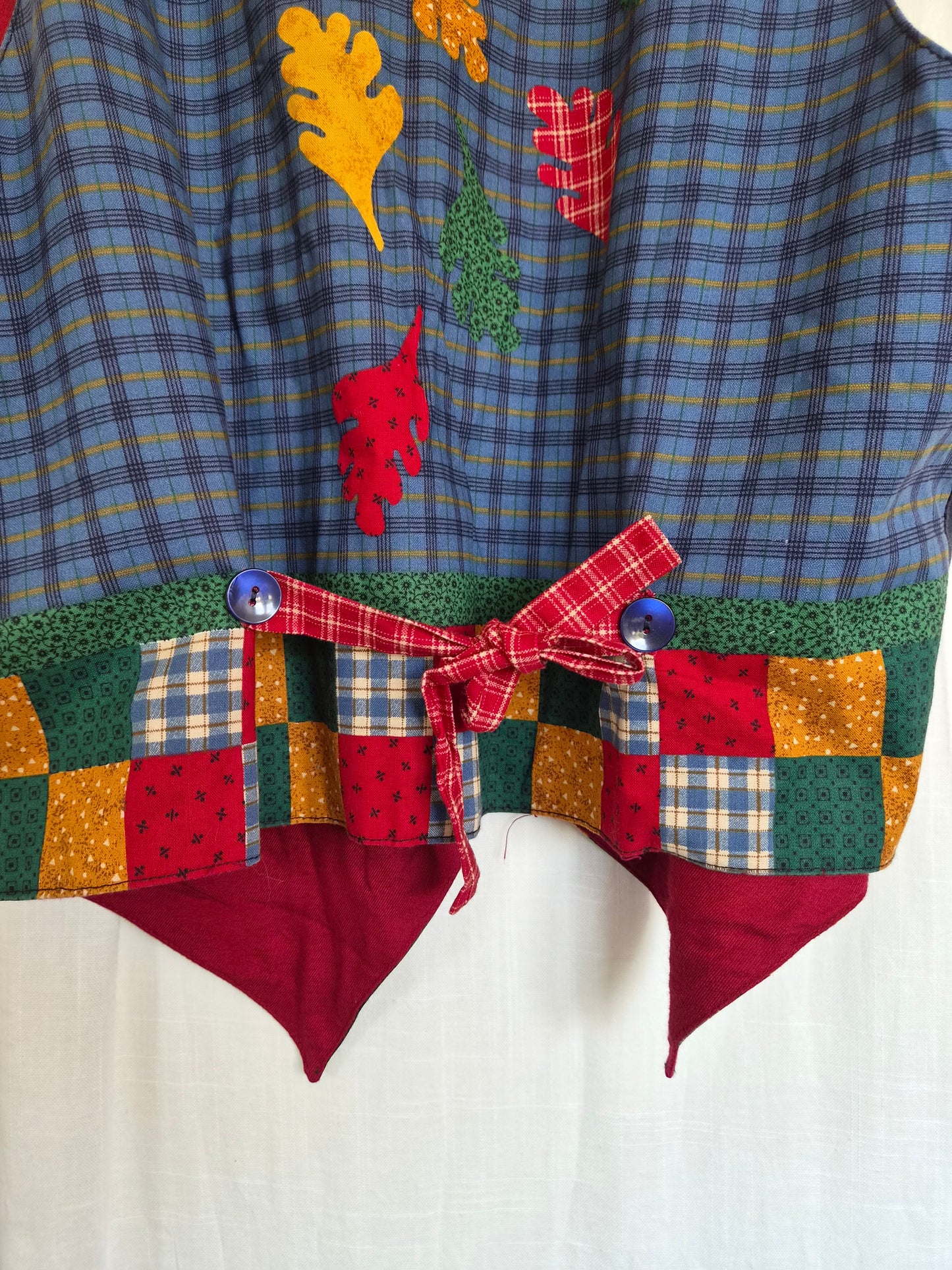 ✏️ Notes from the Classroom - vintage handmade gilet with schoolish patterns - size
