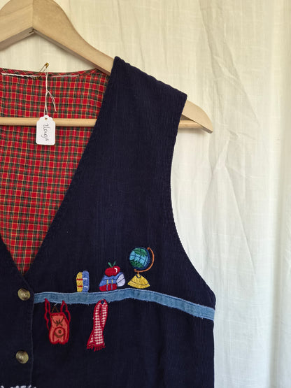 🪑 Front Row Favourite - vintage gilet with embroidered classroom details - size M/L