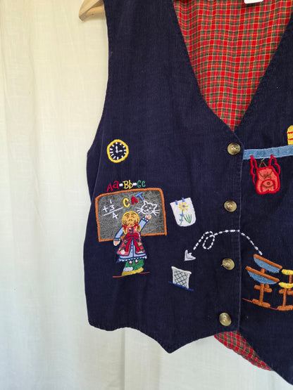 🪑 Front Row Favourite - vintage gilet with embroidered classroom details - size M/L