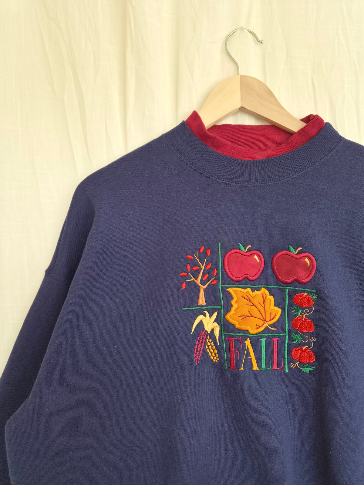 ❤️ The Fall Favourite - vintage navy crewneck sweater - size XL