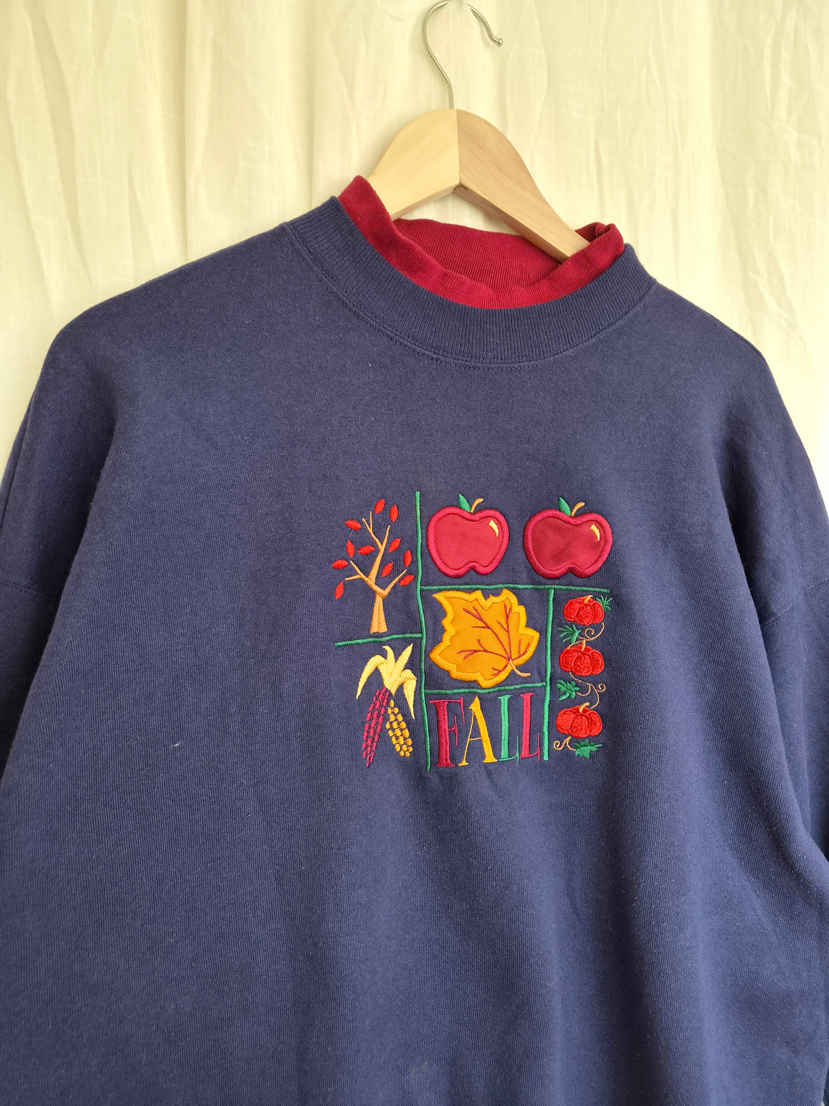 ❤️ The Fall Favourite - vintage navy crewneck sweater - size XL