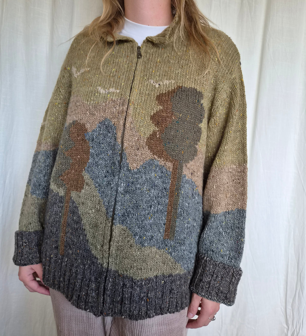 🧶 The Woollen Woodland - vintage 100% wool cardigan with tree landscape - size XL