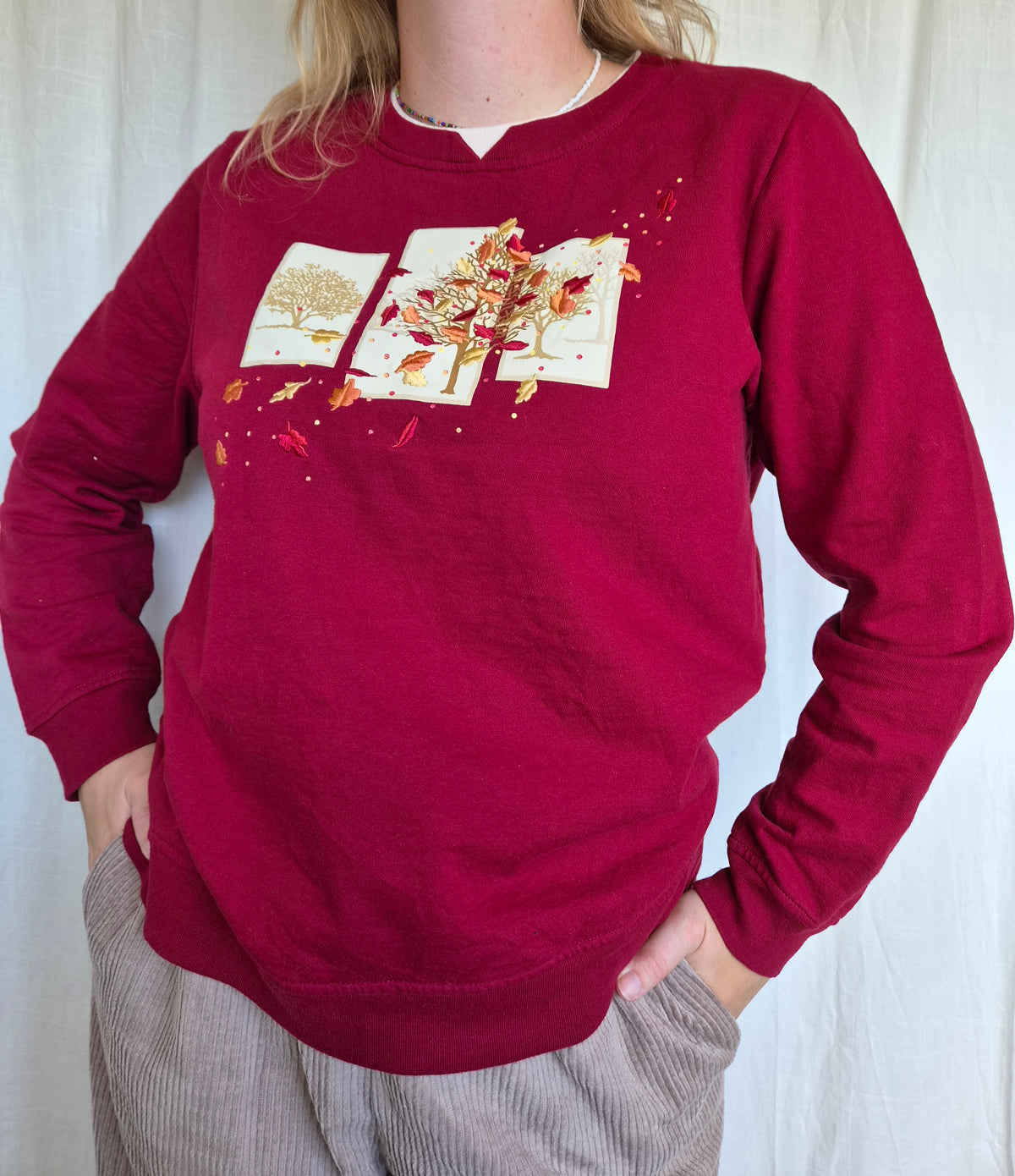 🏡 The Autumn Picture Book - burgundy red vintage crewneck sweater with embroidered autumn details (Perfectly Imperfect) - size L