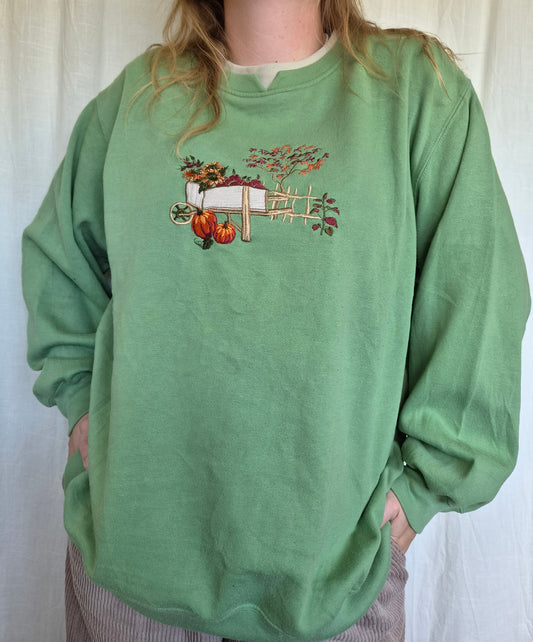 🍎 A Basket Full of Autumn - green vintage crewneck sweater with embroidered autumn details - size XL/XXL