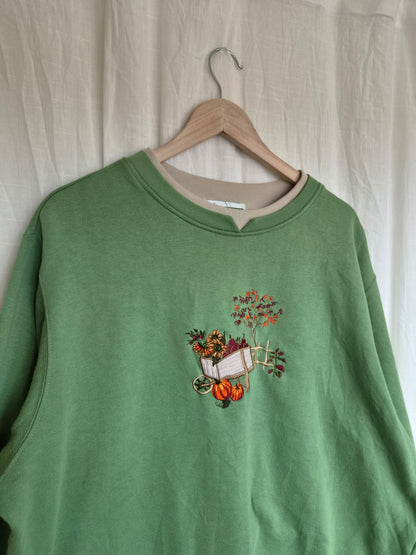 🍎 A Basket Full of Autumn - green vintage crewneck sweater with embroidered autumn details - size XL/XXL