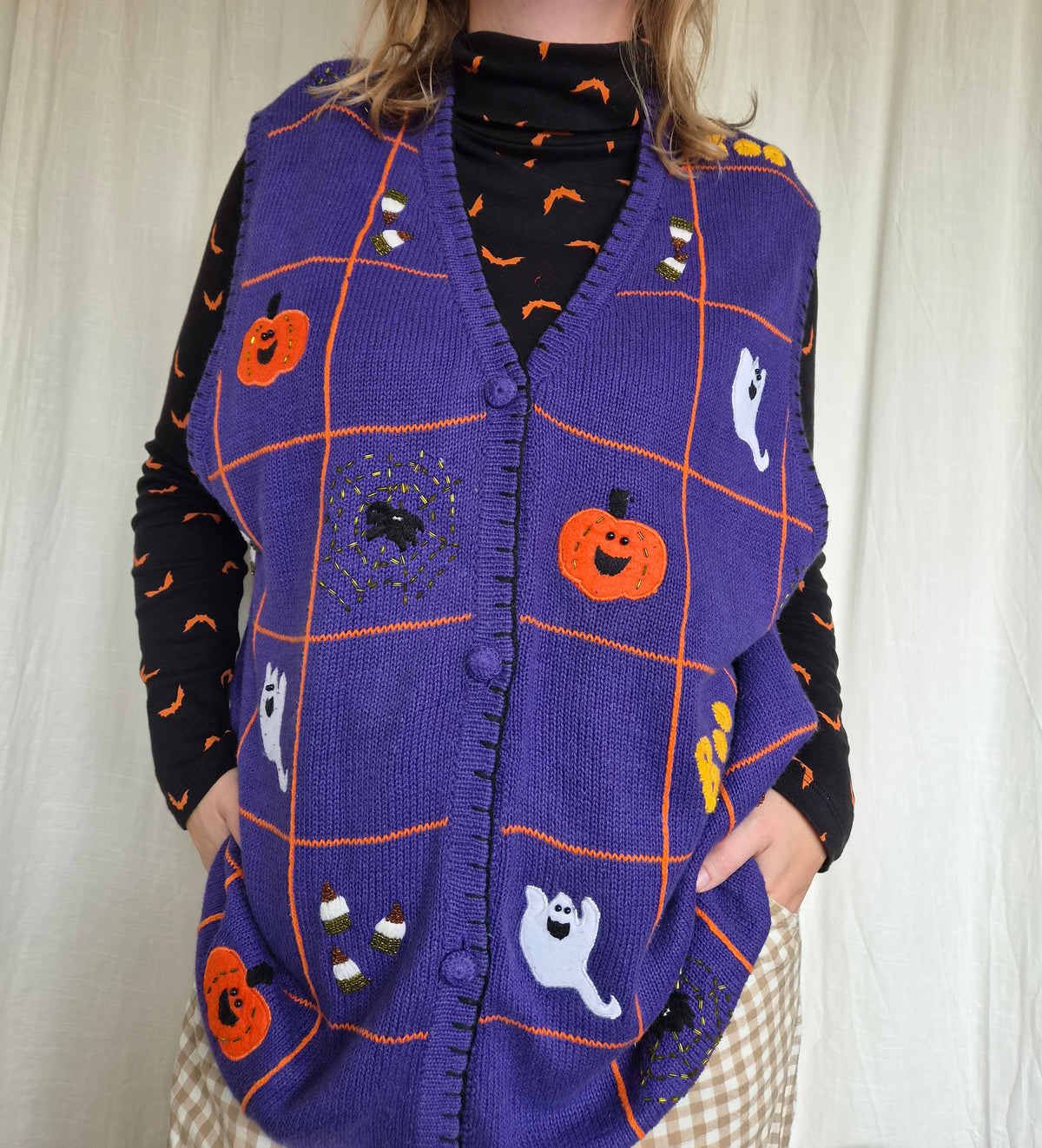 🎃 The Little Haunted Collection - vintage spencer/cardigan with various Halloween images - size XXL
