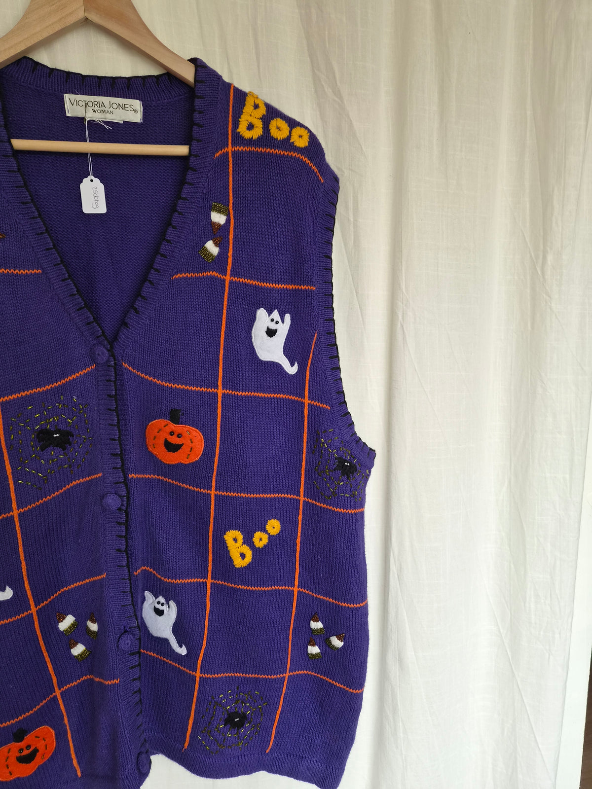 🎃 The Little Haunted Collection - vintage spencer/cardigan with various Halloween images - size XXL