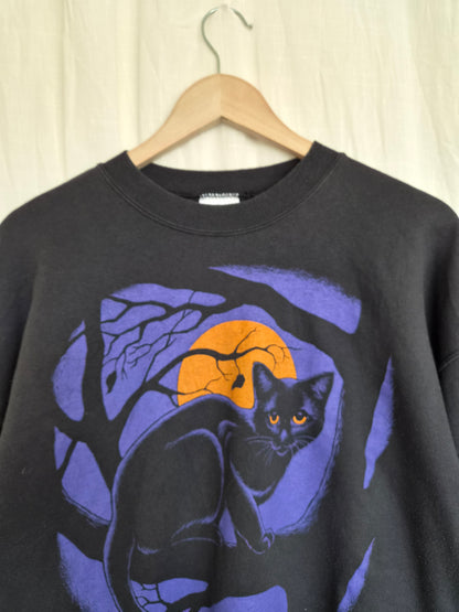 💜 Whispers from the Witching Tree - vintage crewneck sweater with black cat image - size L