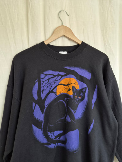 💜 Whispers from the Witching Tree - vintage crewneck sweater with black cat image - size L