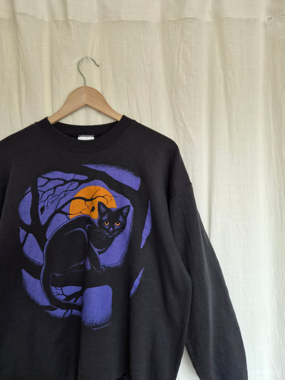 💜 Whispers from the Witching Tree - vintage crewneck sweater with black cat image - size L