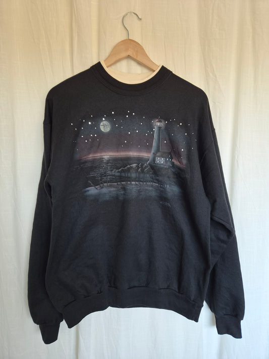 🕯️ Where the Moon Meets the Sea - vintage crewneck sweater with lighthouse and seascape - size L