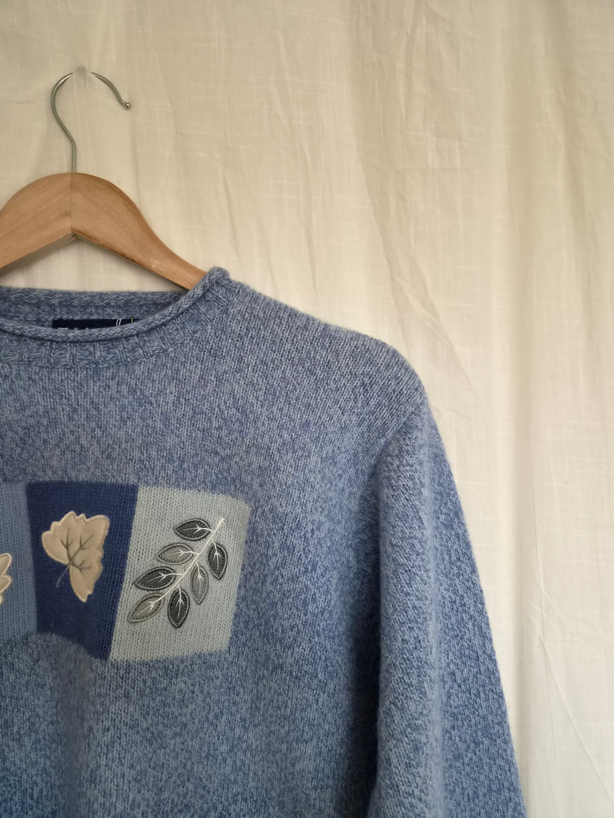 🍃 The Frosted Leaf Collection - vintage Tulchan knit with embroidered leaves - size L