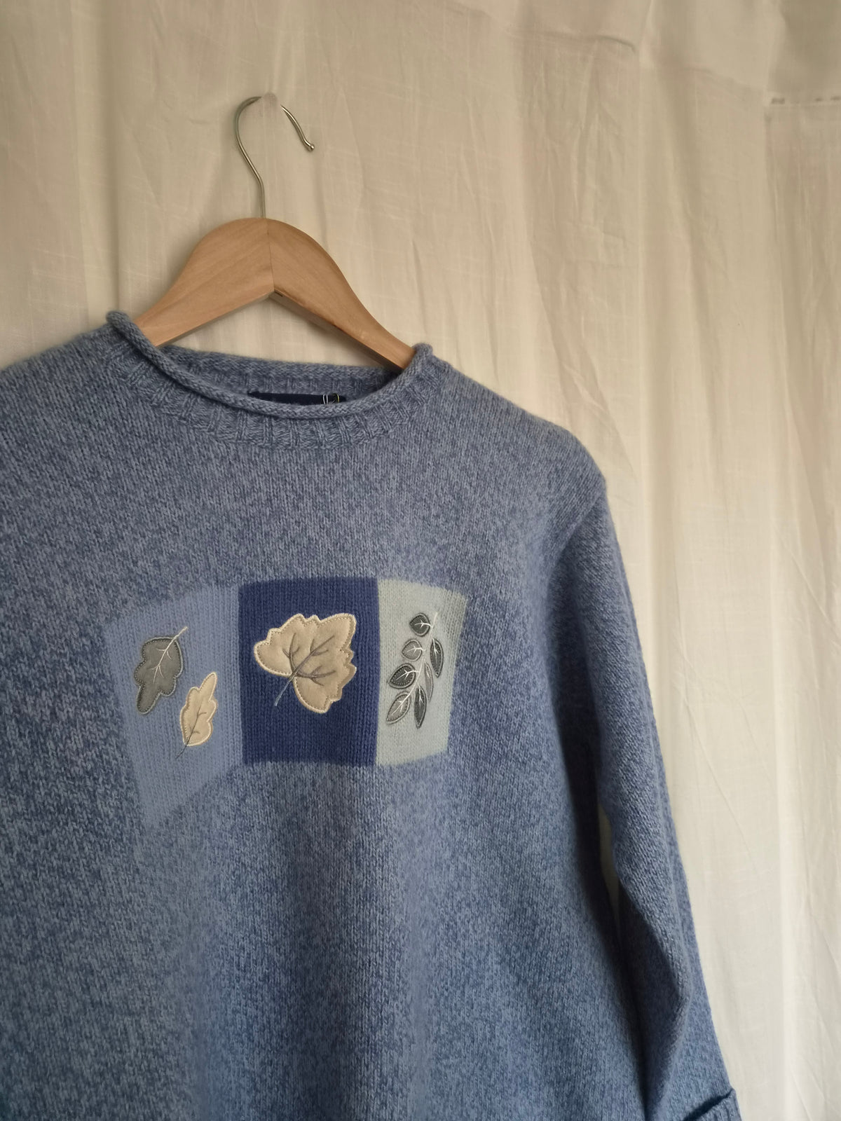 🍃 The Frosted Leaf Collection - vintage Tulchan knit with embroidered leaves - size L