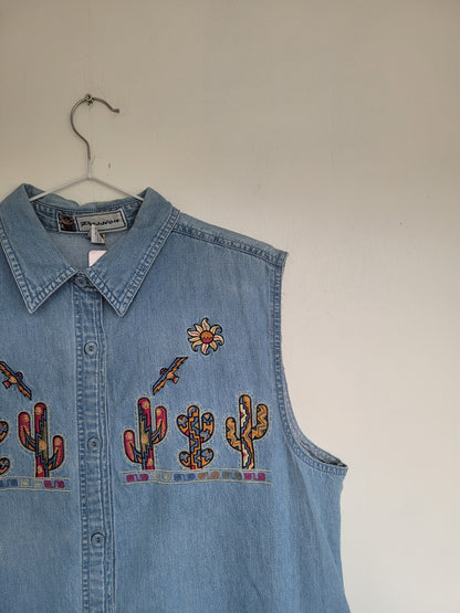Sunset Stitch 🌞 - vintage denim gilet/blouse met geborduurde cactussen - maat M/L/XL