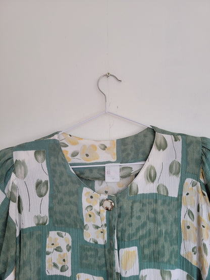 Green Tulips - elegante vintage blouse met lichtgroen bloemen patroon - maat M