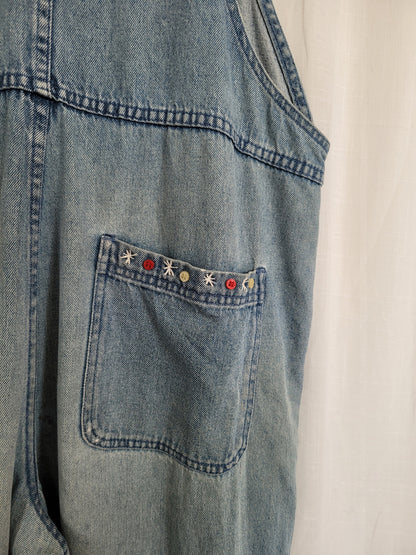 ❄️ Snowfolk Adventure - vintage dungarees with embroidered snowman - size L