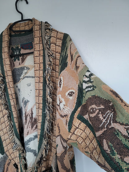 The Warren Coat 🐇 - vintage tapestry jas met afbeeldingen van konijnen - maat M/L