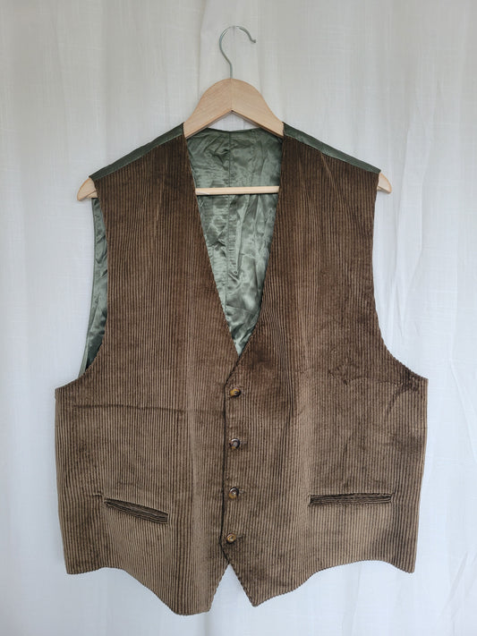 🌻 Midday Fields - vintage brown corduroy vest - size XL/XXL