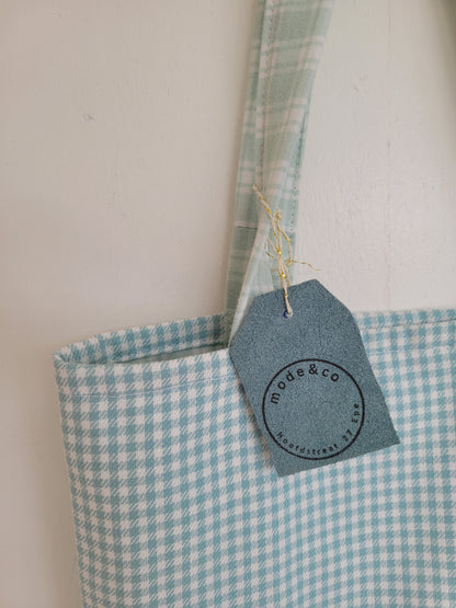 The Reversible Bag - handgemaakte totebag van vintage ginghamstof