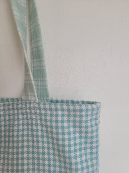 The Reversible Bag - handgemaakte totebag van vintage ginghamstof