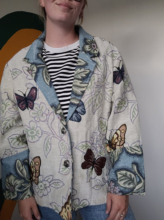 Wings & Whispers 🦋 - vintage geweven jasje met vlinder patroon - maat M-L-XL