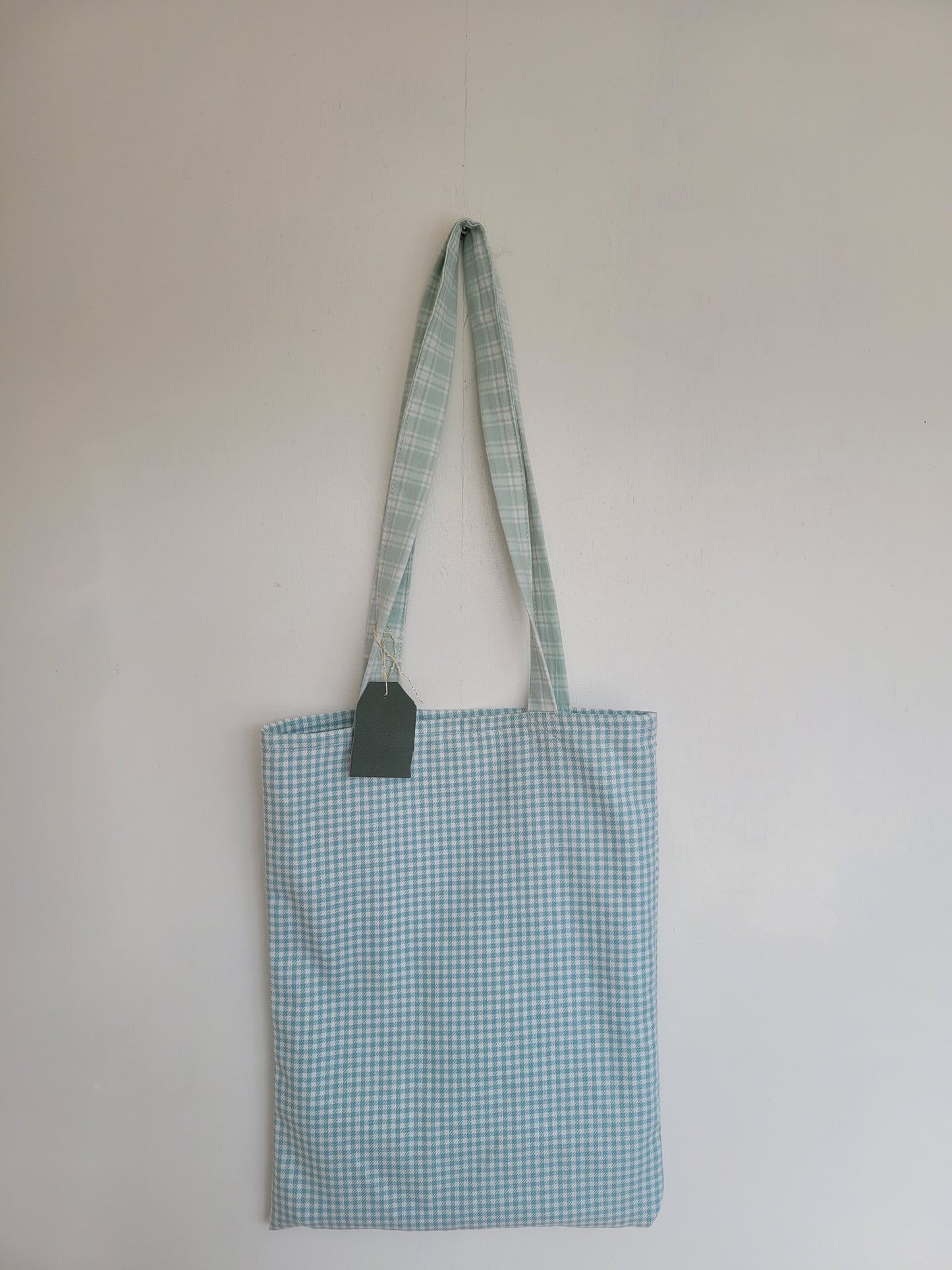 The Reversible Bag - handgemaakte totebag van vintage ginghamstof