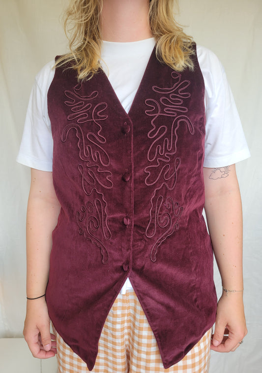 Velvet Sundown 🍷- vintage dieprood gilet van velvet stof - maat L